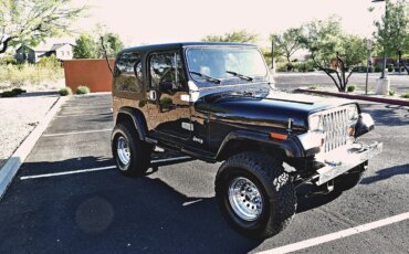 Jeep-Wrangler-4wd-1987-Black-Black-25