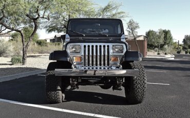 Jeep-Wrangler-4wd-1987-Black-Black-28