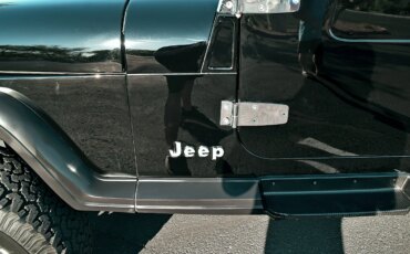 Jeep-Wrangler-4wd-1987-Black-Black-30
