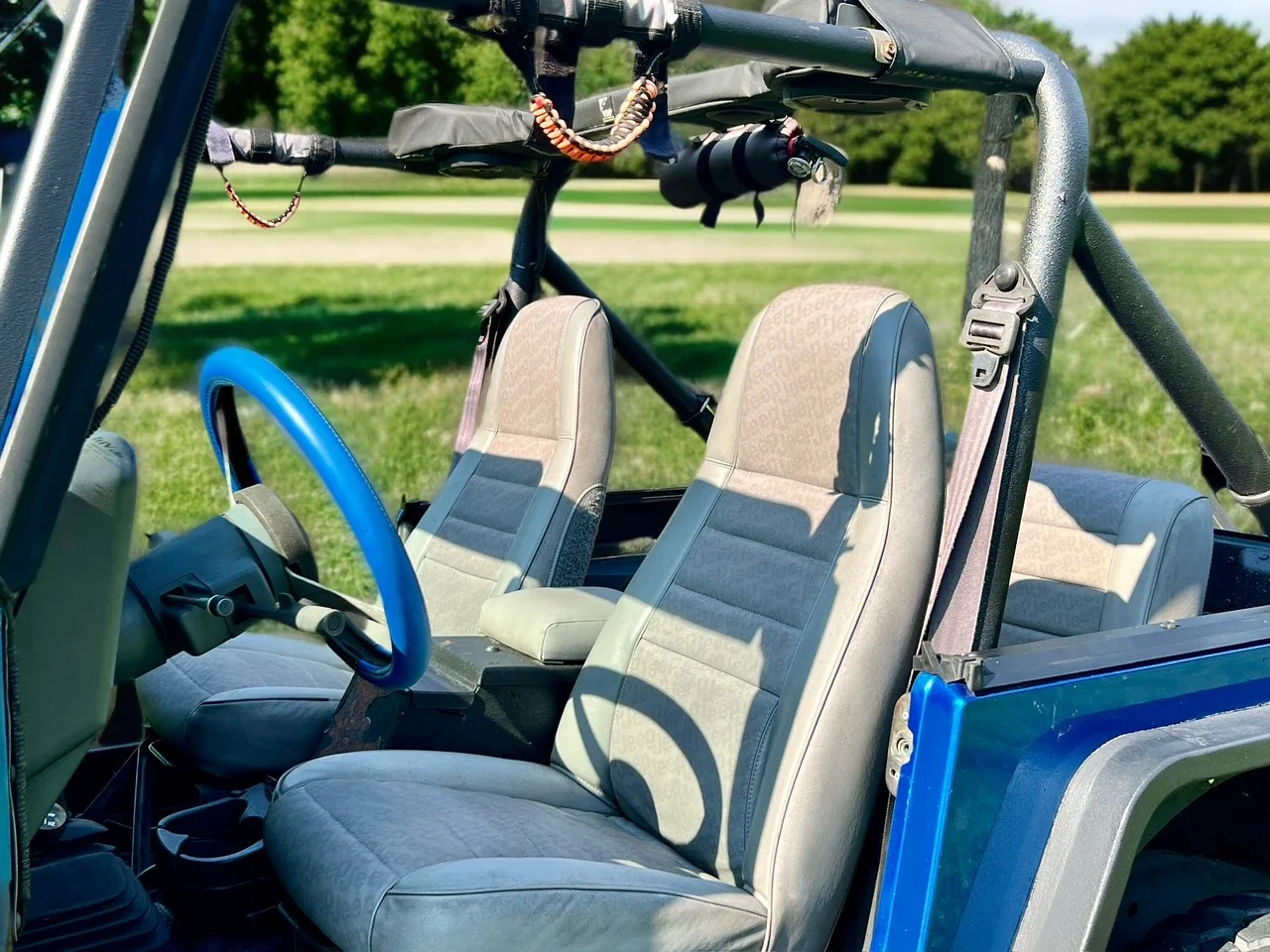 Jeep-Wrangler-4wd-1989-Blue-1