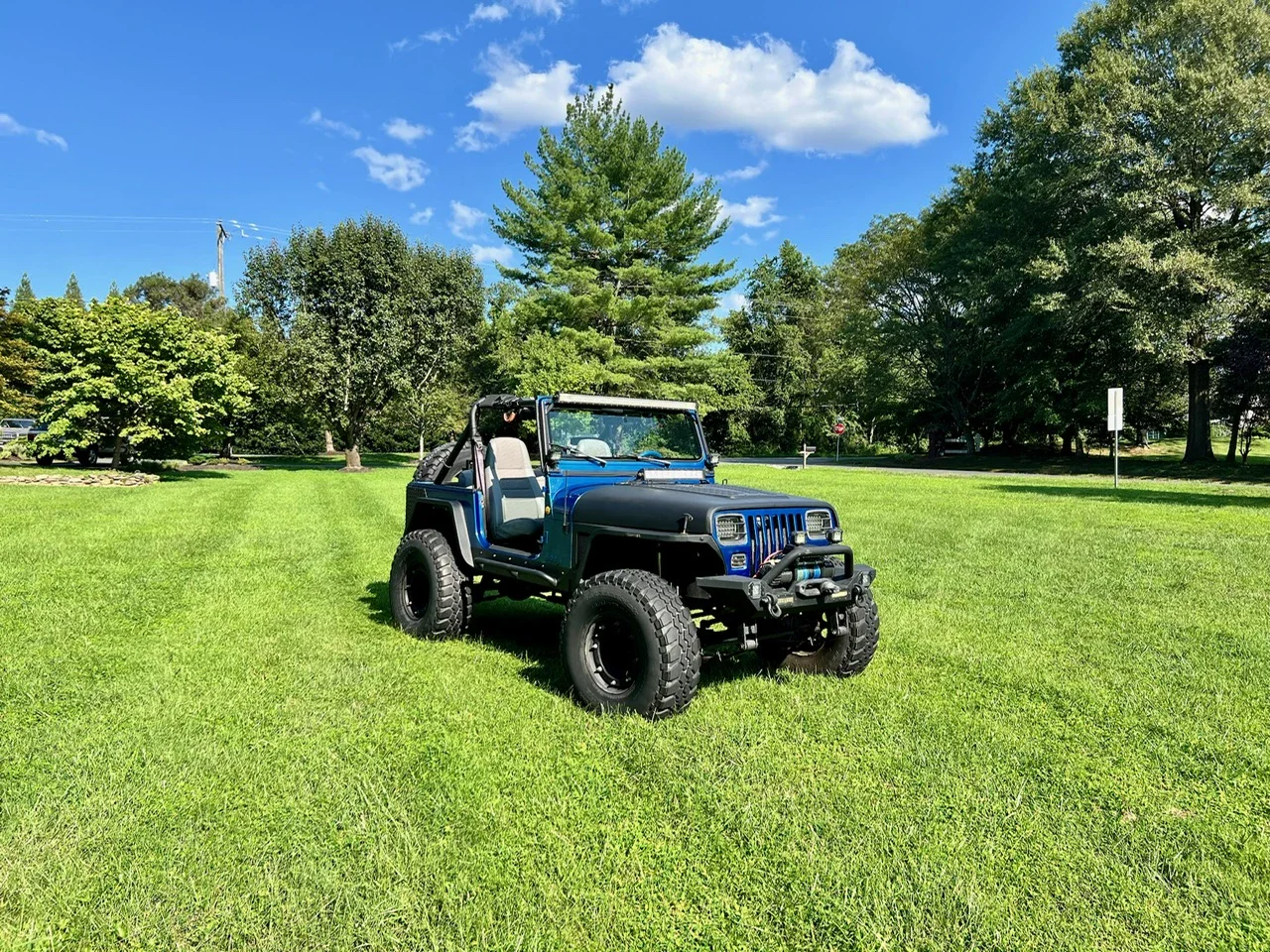 Jeep-Wrangler-4wd-1989-Blue-16
