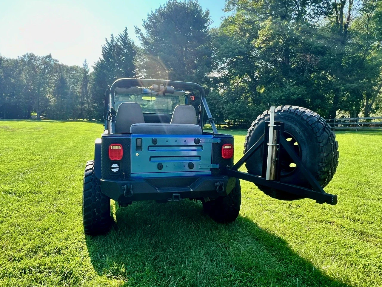 Jeep-Wrangler-4wd-1989-Blue-22