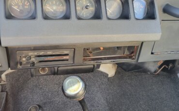 Jeep-Wrangler-4wd-1989-White-Gray-22