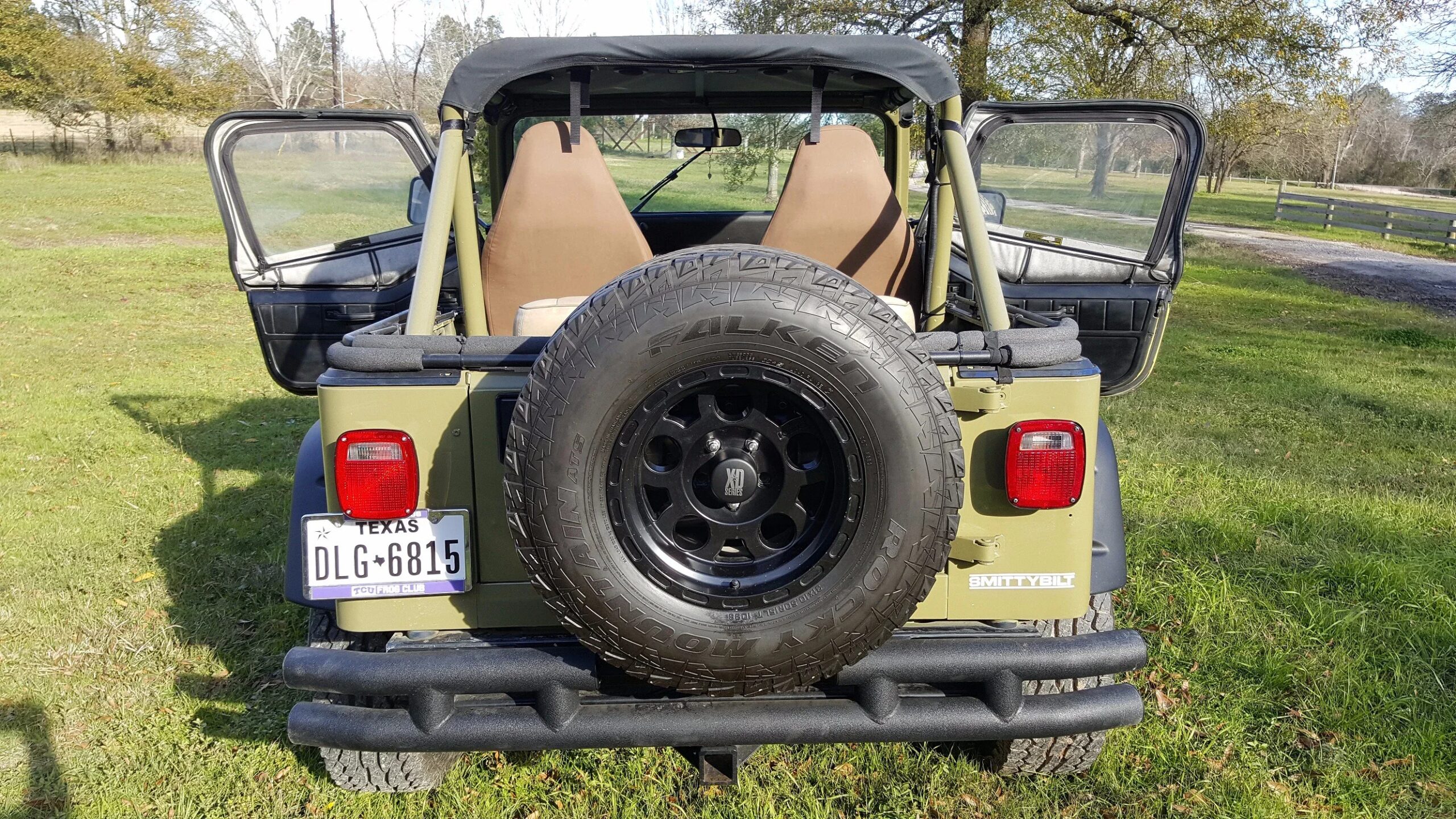 Jeep-Wrangler-4wd-1991-Black-Green-6