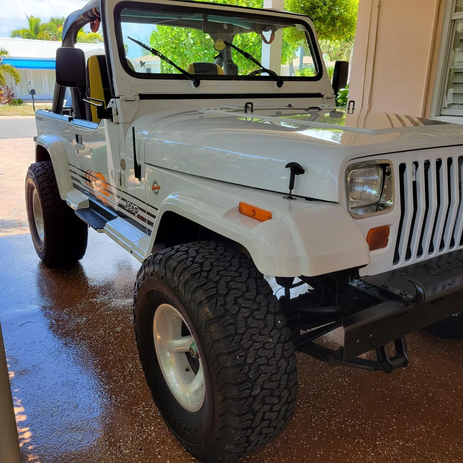 Jeep-Wrangler-4wd-islander-1990-White-White