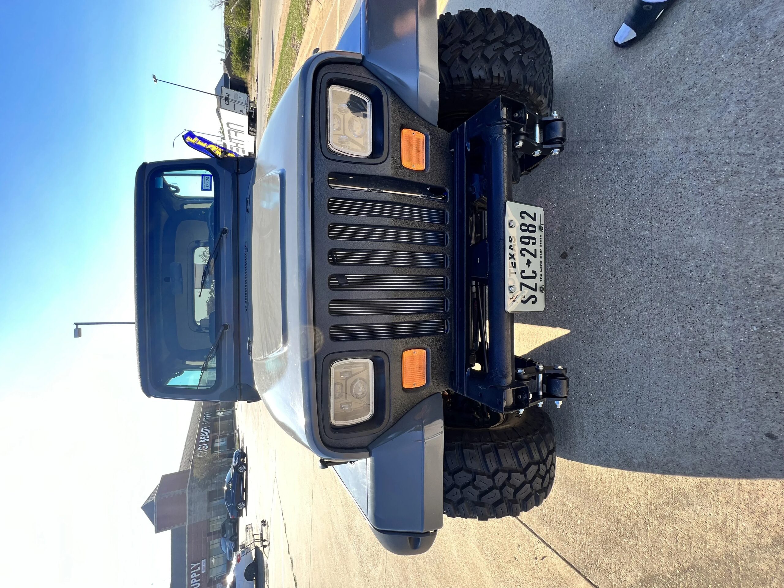 Jeep-Wrangler-4wd-laredo-1987-Gray-Black-1