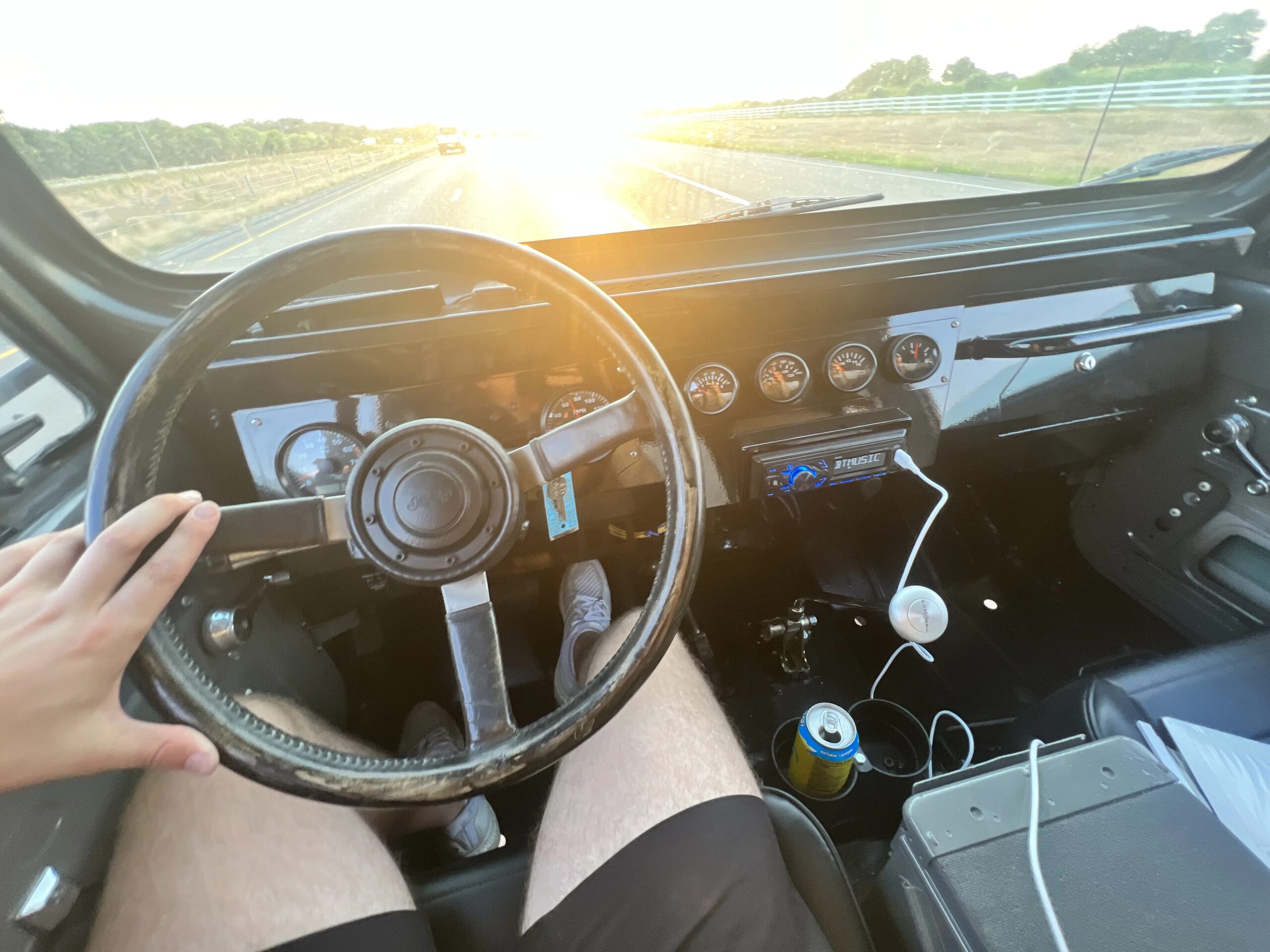 Jeep-Wrangler-4wd-laredo-1987-Gray-Black-13
