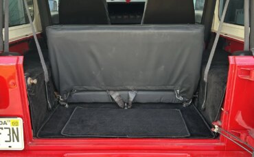 Jeep-Wrangler-4wd-renegade-1993-Red-Black-7