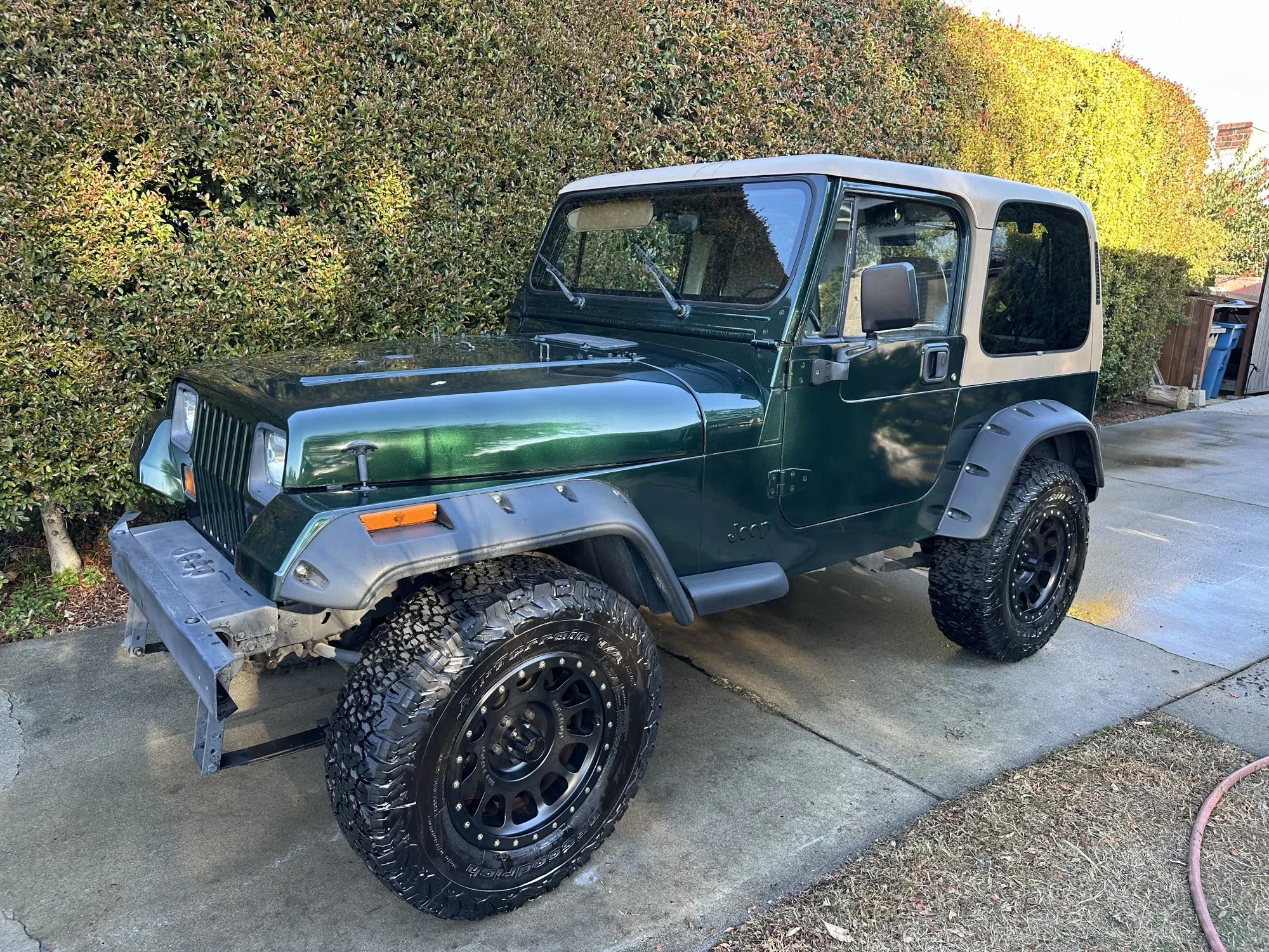 Jeep-Wrangler-4wd-s-1995-Green-Brown-3