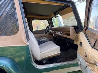 Jeep-Wrangler-4wd-sahara-1988-Green-Tan-10