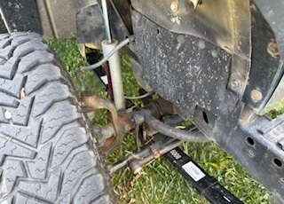 Jeep-Wrangler-4wd-sahara-1988-Green-Tan-13