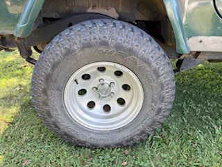 Jeep-Wrangler-4wd-sahara-1988-Green-Tan-18