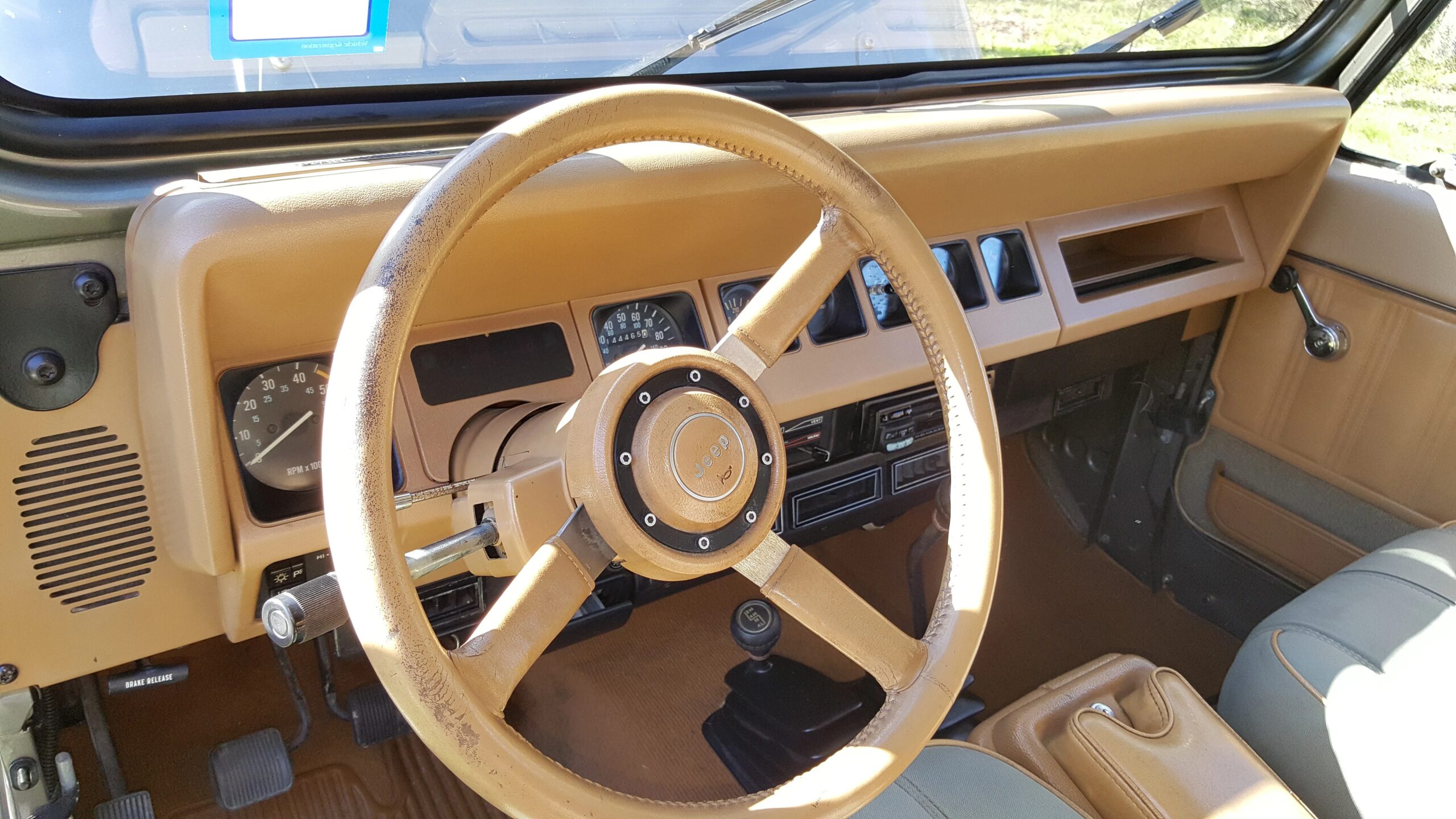 Jeep-Wrangler-4wd-sahara-1988-Tan-Brown-2