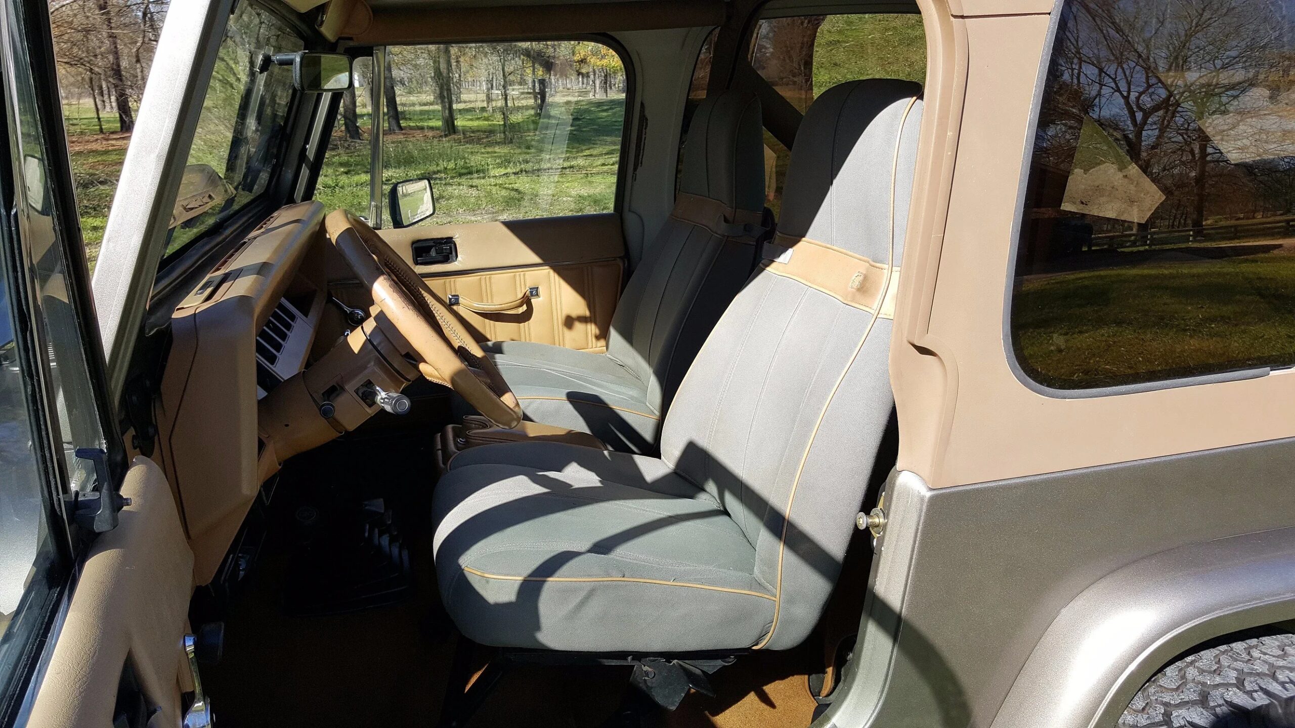 Jeep-Wrangler-4wd-sahara-1988-Tan-Brown-5