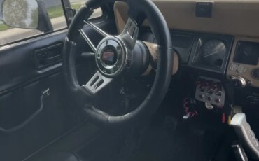 Jeep-Wrangler-4wd-sahara-1990-Gray-Tan-5