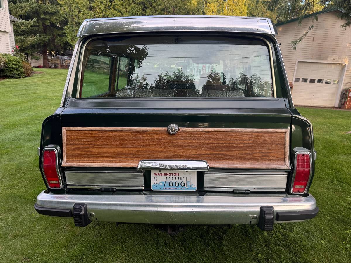 Jeep-amc-wagoneer-1986-green-1