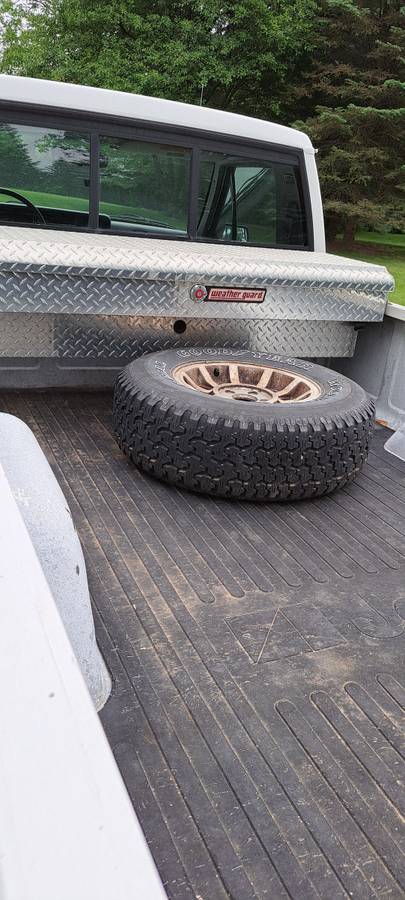 Jeep-camanche-1989-white-5