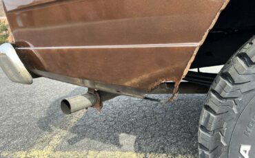 Jeep-cherokee-1979-brown-14