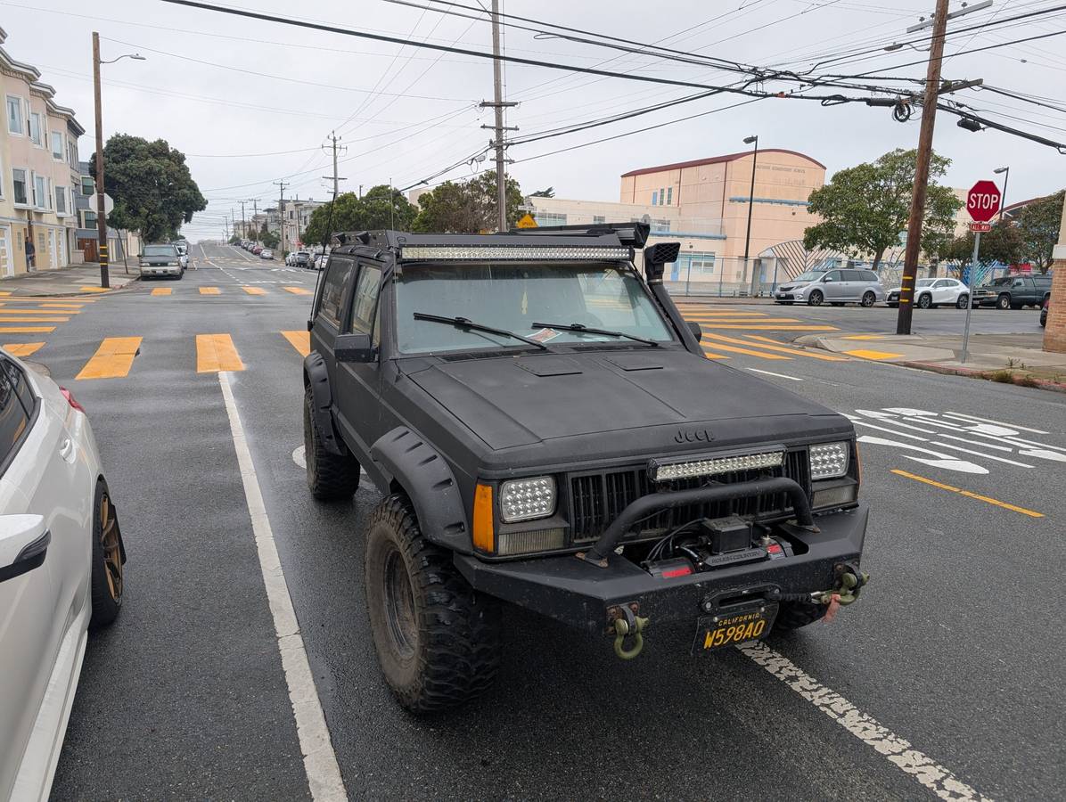 Jeep-cherokee-1990