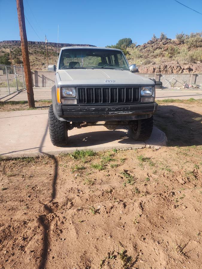 Jeep-cherokee-1992-silver-1