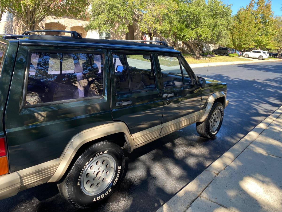Jeep-cherokee-country-4x4-xj-1993-green-1