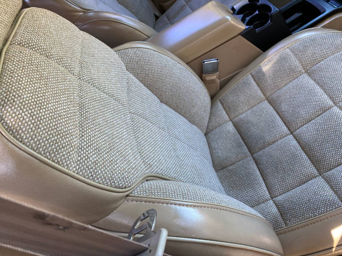 Jeep-cherokee-country-4x4-xj-1993-green-16