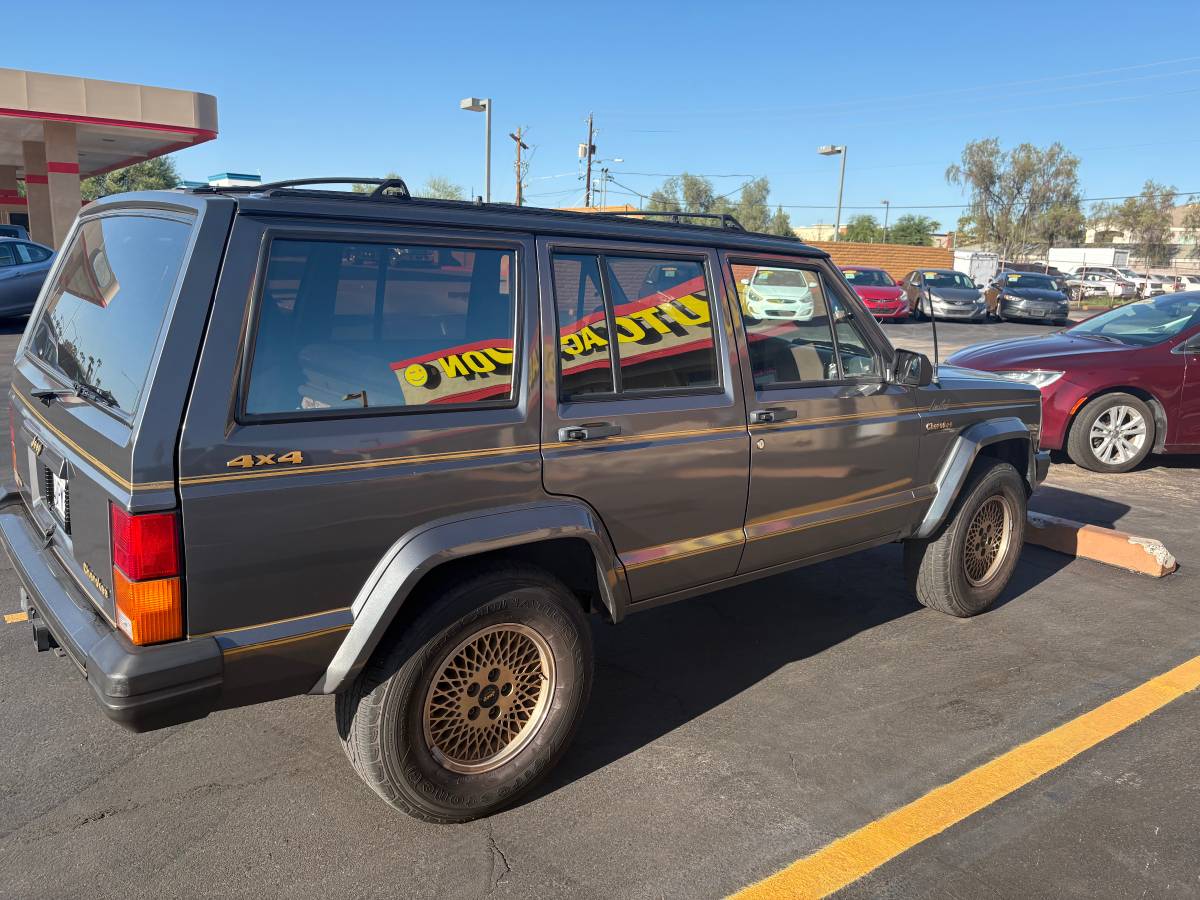 Jeep-cherokee-limited-1989-green-2