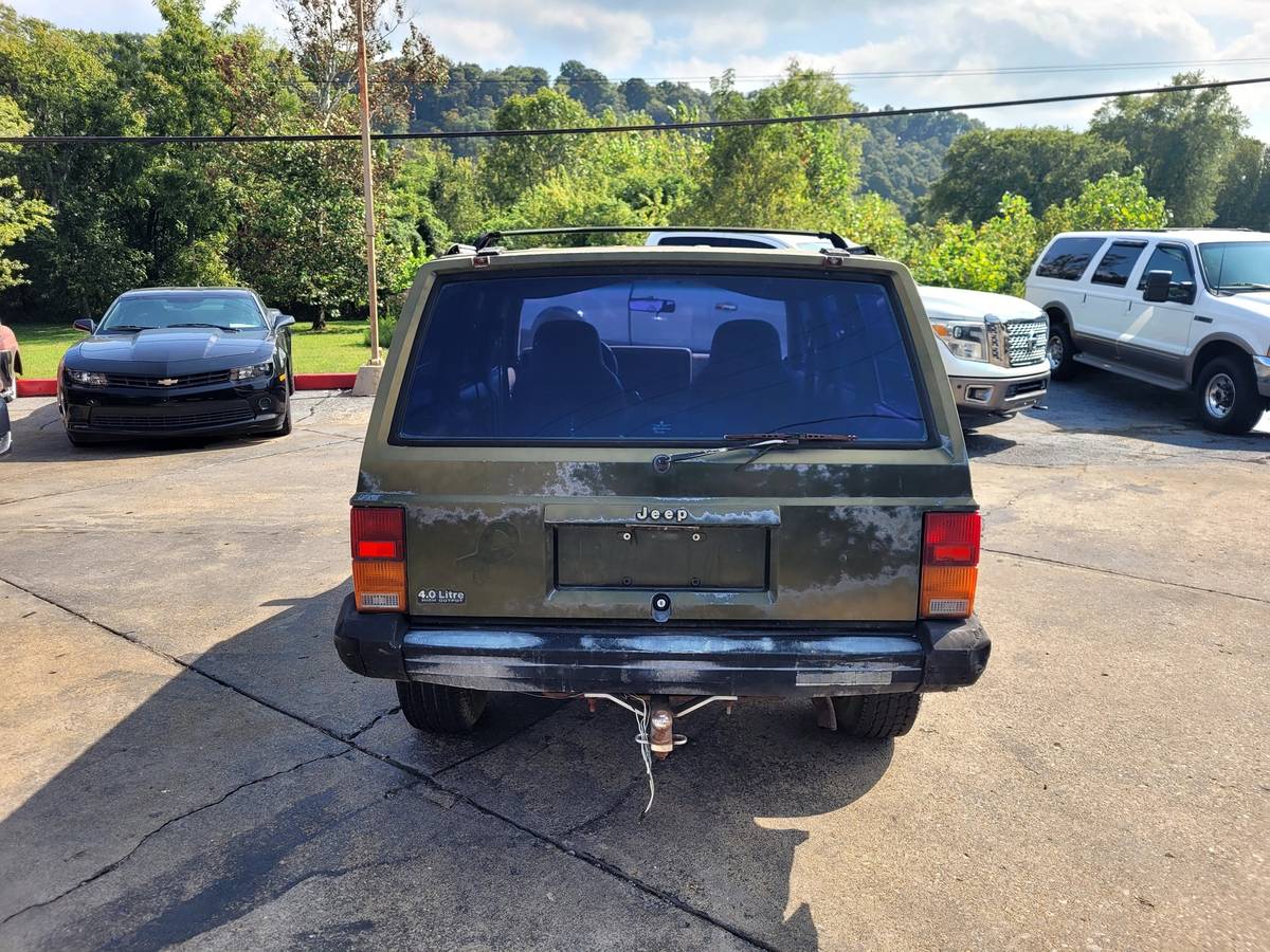 Jeep-cherokee-sport-1995-green-2