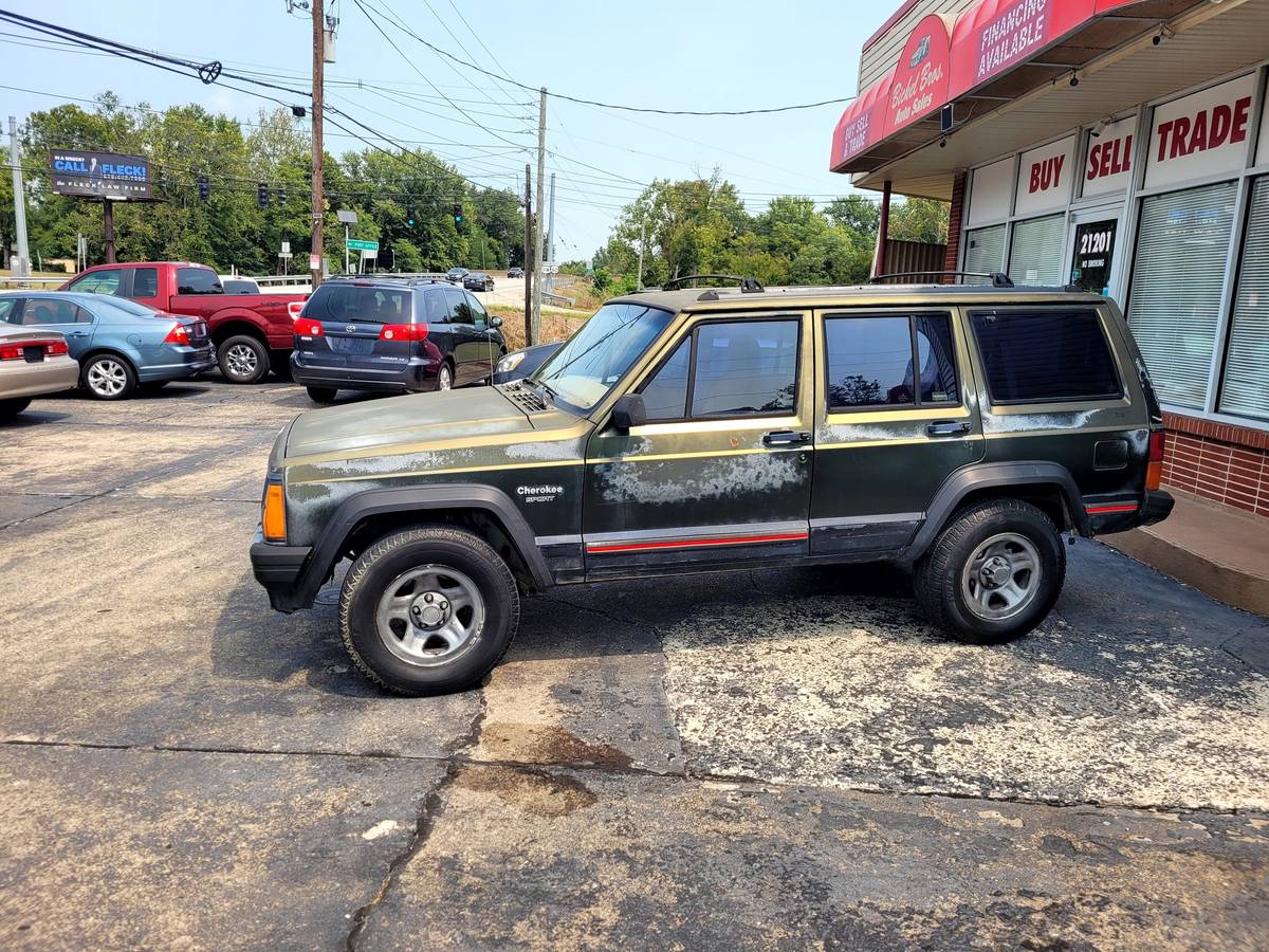 Jeep-cherokee-sport-1995-green