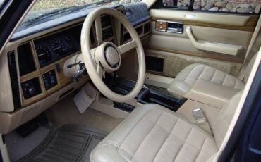 Jeep-cherokee-wagoneer-limited-4x4-1990-7