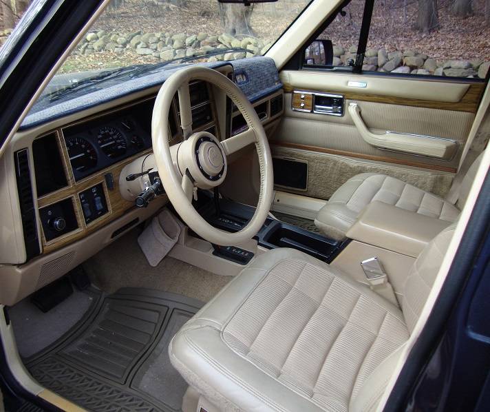 Jeep-cherokee-wagoneer-limited-4x4-1990-7