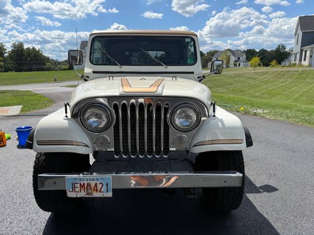 Jeep-cj-1985-1