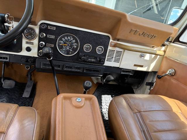 Jeep-cj-1985-6