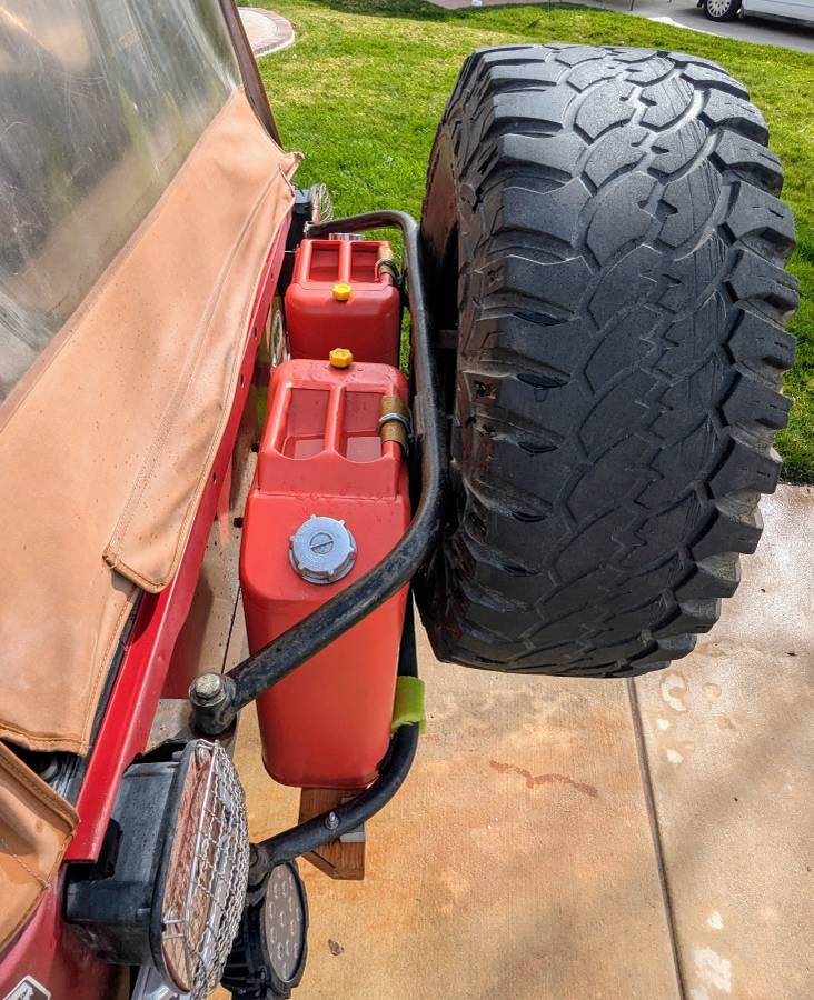 Jeep-cj-5-1968-red-4