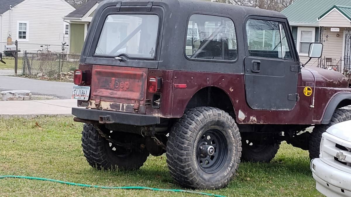 Jeep-cj-7-1978-brown