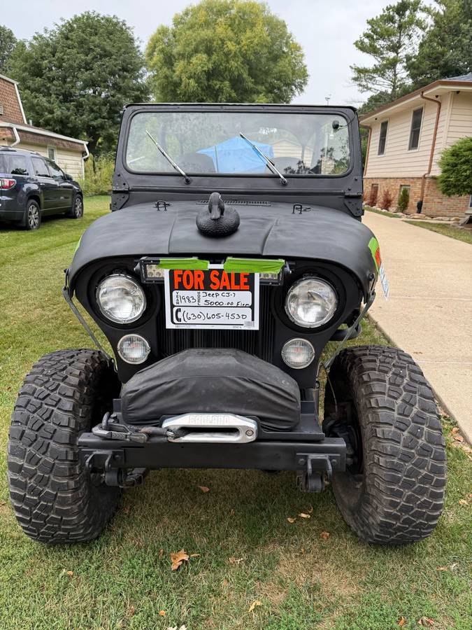 Jeep-cj-7-1983-black-2