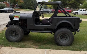 Jeep-cj-7-1983-black