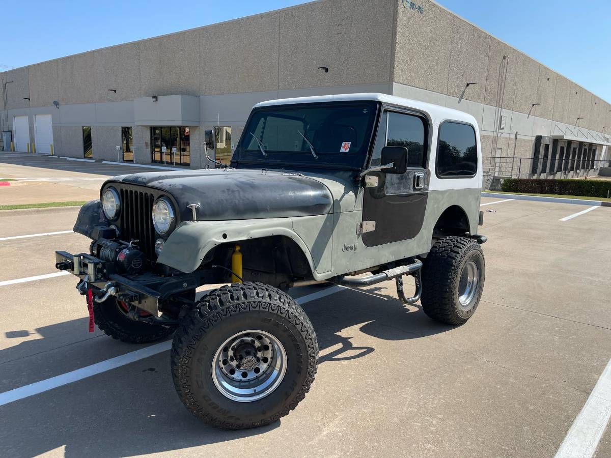 Jeep-cj-7-1985-black-1