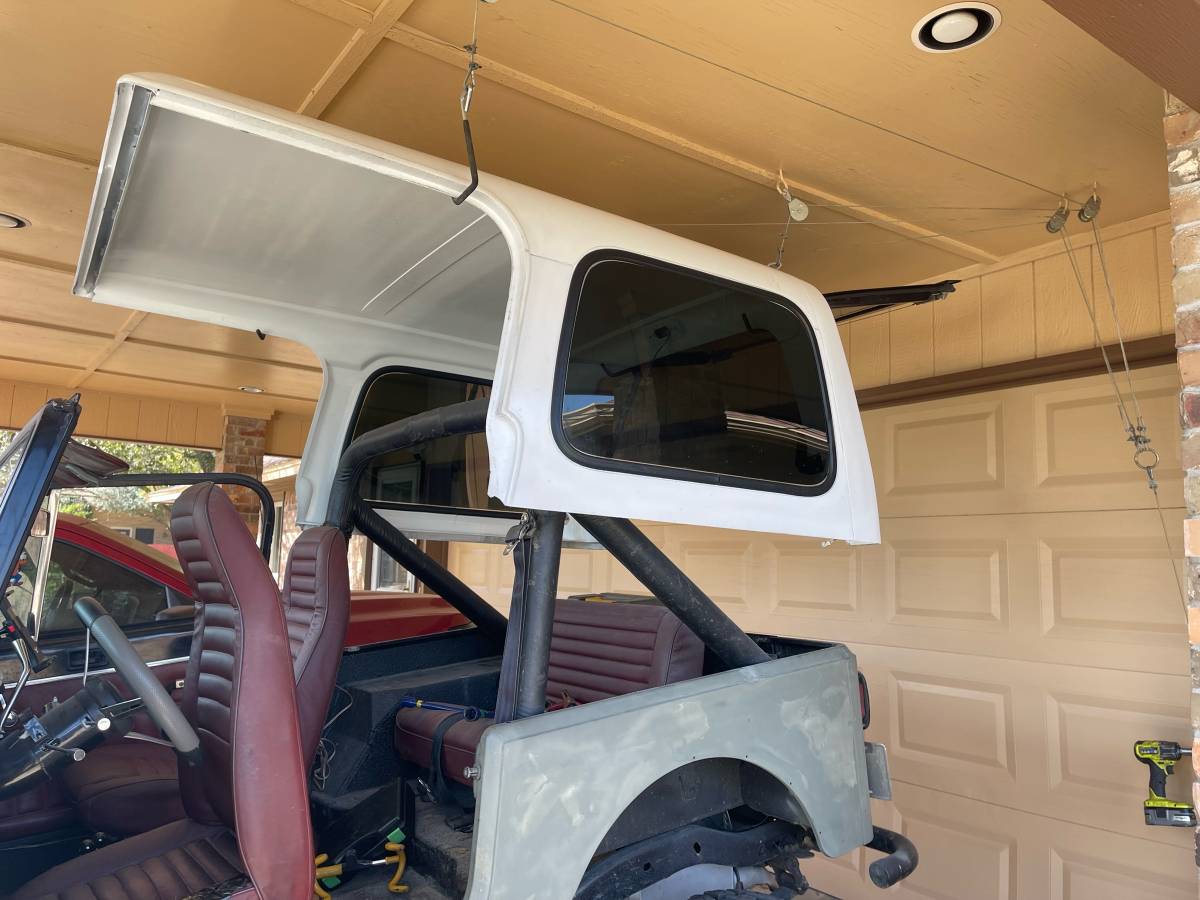 Jeep-cj-7-1985-black-2