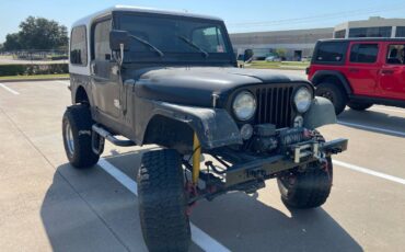 Jeep-cj-7-1985-black