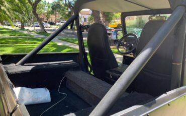 Jeep-cj-7-open-body-std.-1984-black-2