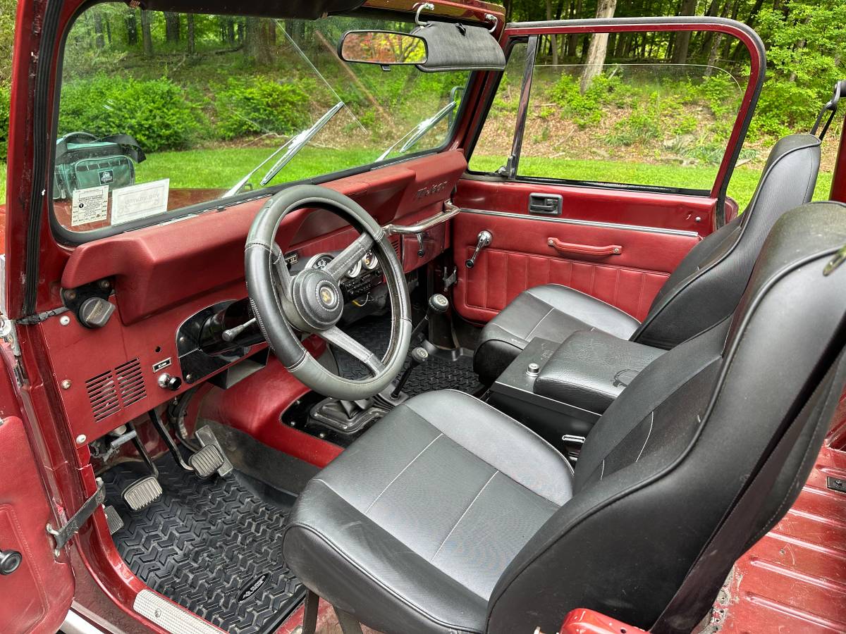 Jeep-cj-8-scrambler-1984-red-3