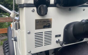 Jeep-cj-8-scrambler-open-body-with-extra-duty-susp-1982-white-17