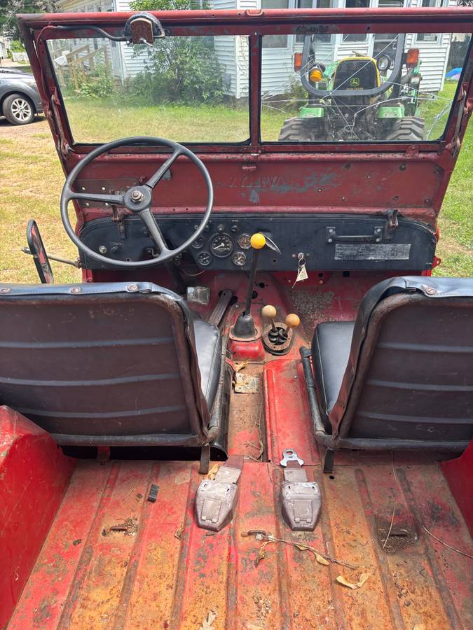 Jeep-cj2a-1947-red-10