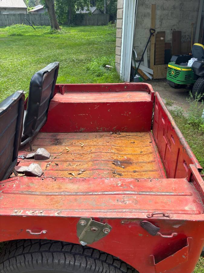 Jeep-cj2a-1947-red-2