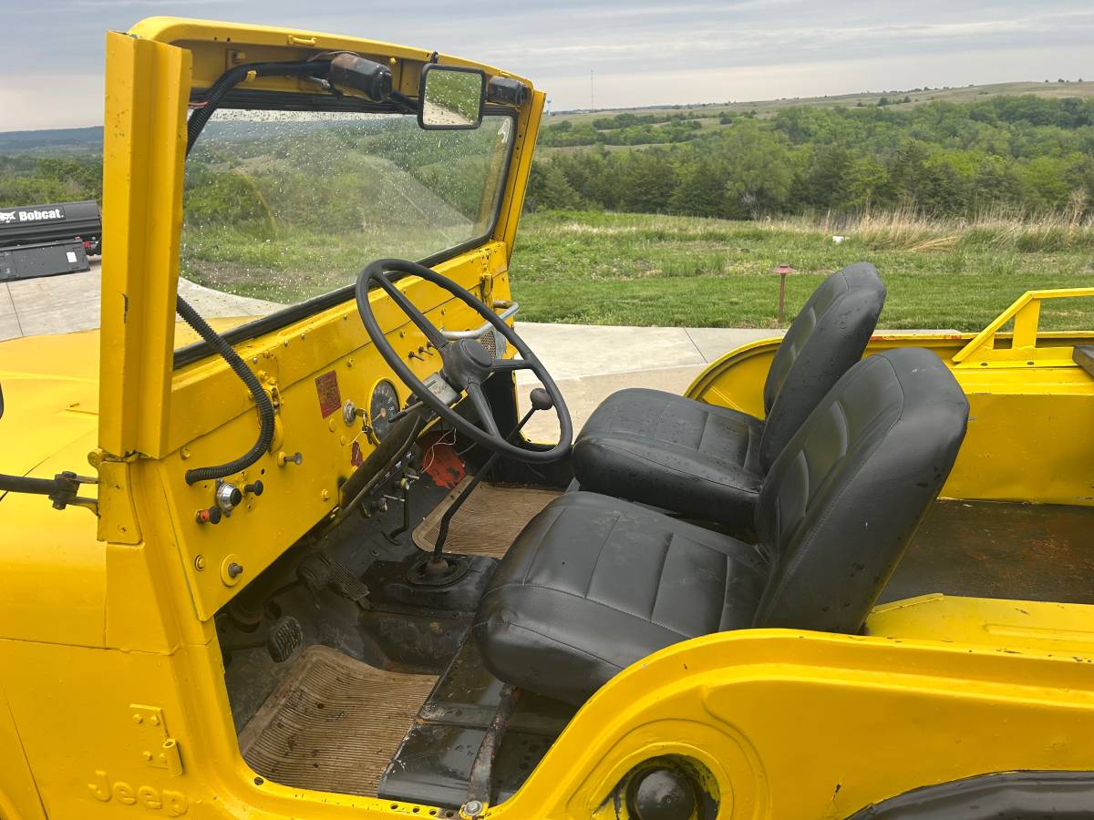 Jeep-cj5-1968-yellow-3