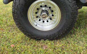 Jeep-cj5-1975-orange-8