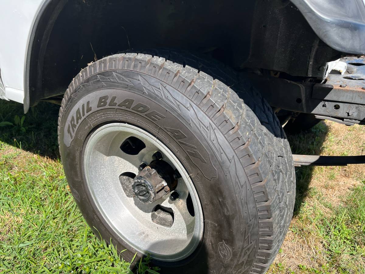 Jeep-cj5-1976-white-5