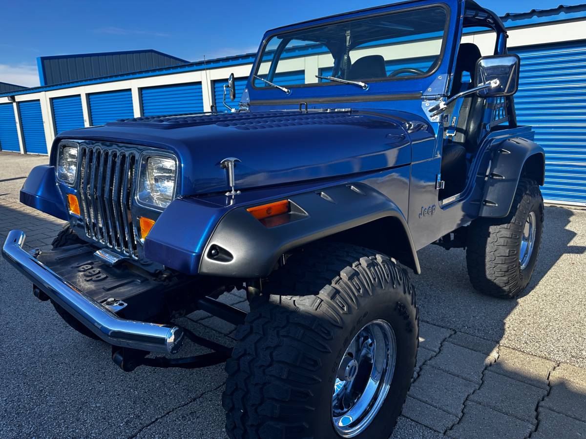 Jeep-cj5-1982-blue-1