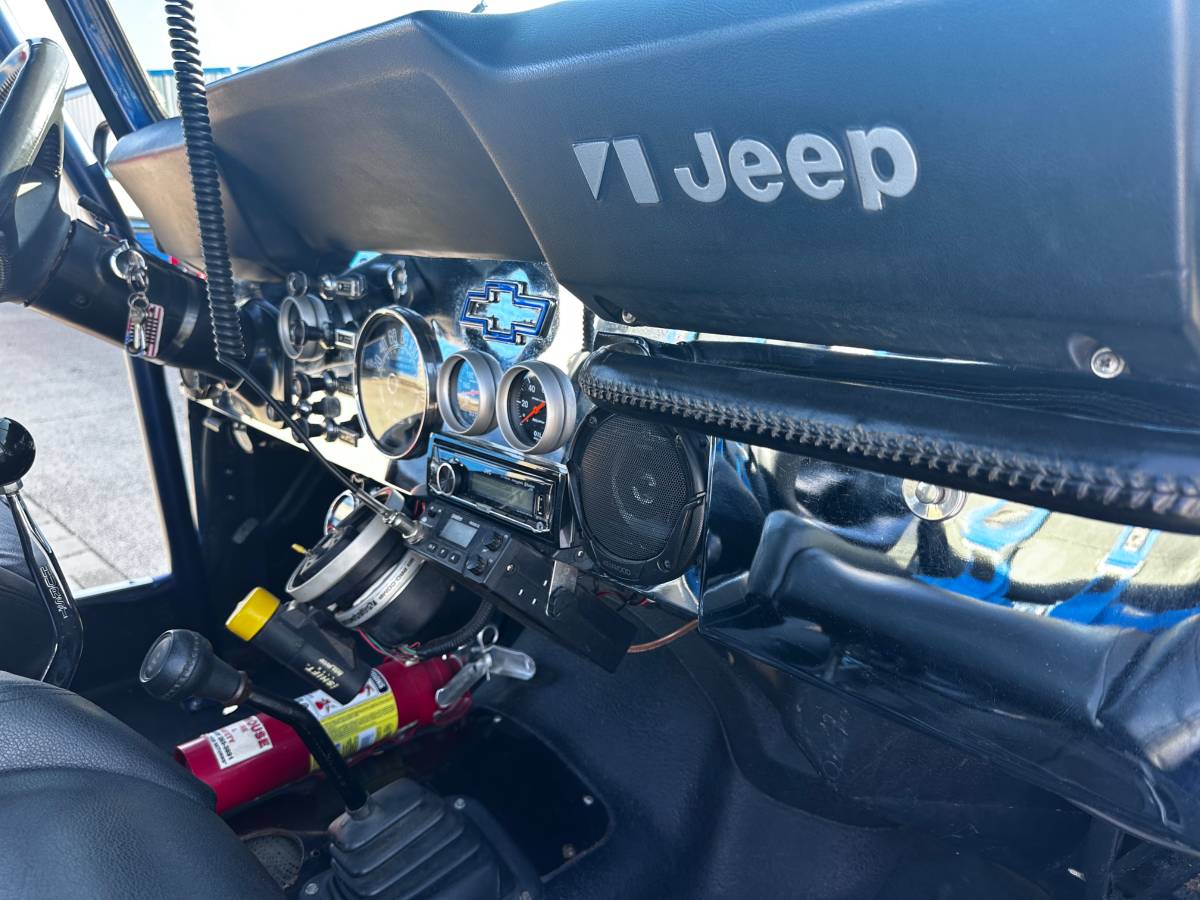 Jeep-cj5-1982-blue-14